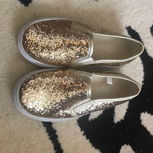 Toddler Girls Gold Glitter Slip-on Sneakers Size 9