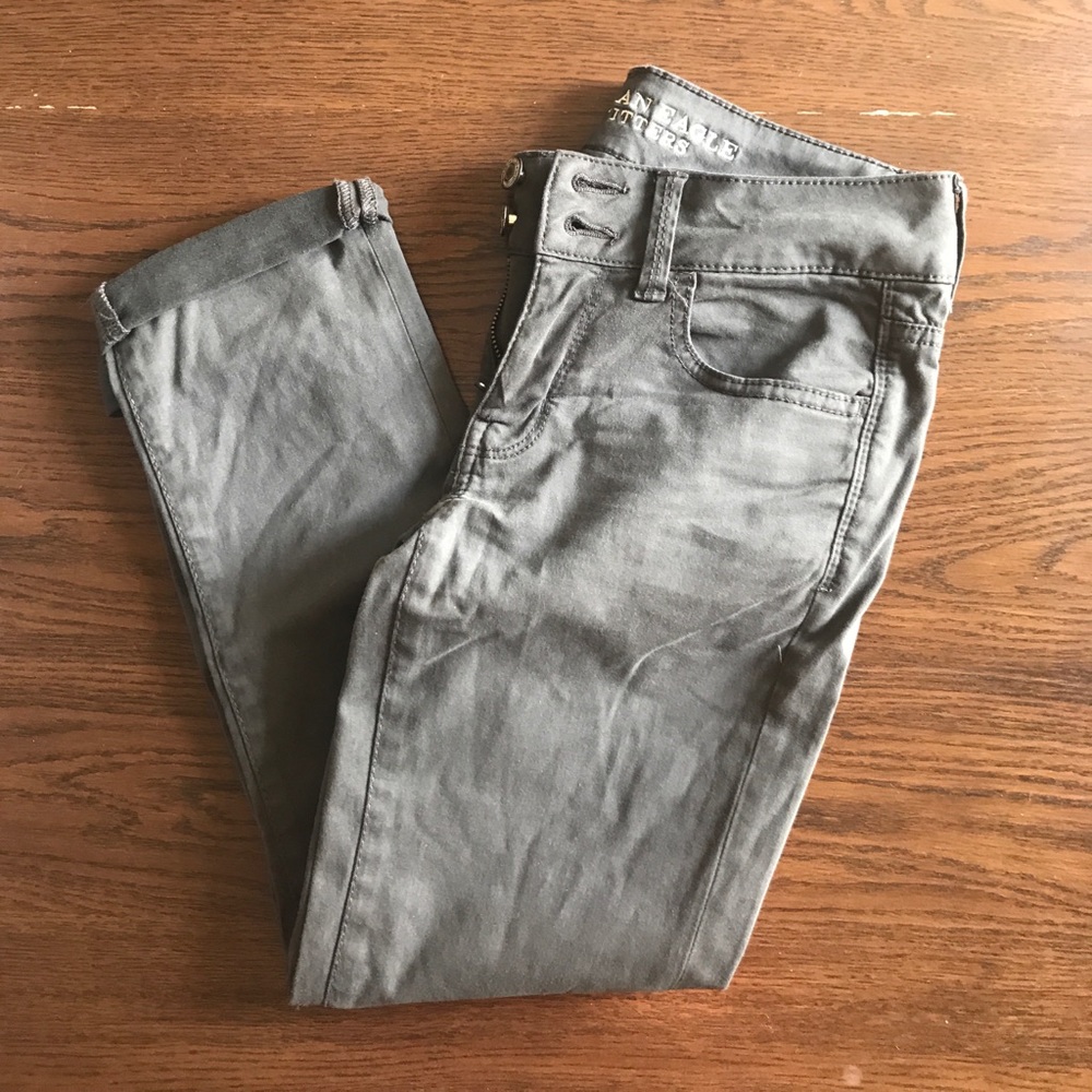 American eagle cropped pants