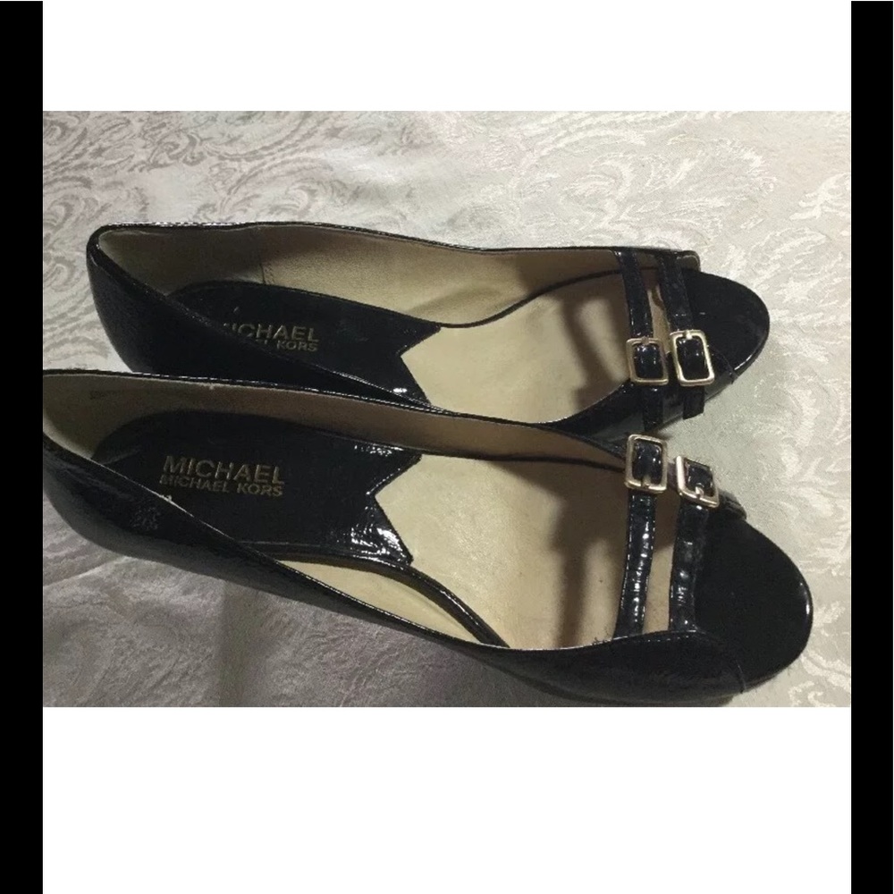 Michael Kors black Leather Strap Peep Toe Heels - Picture 2 of 7