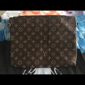 Louis Vuitton Monogram