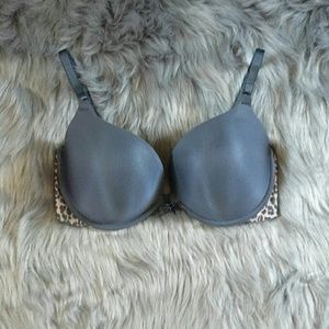 Victoria's secret bra