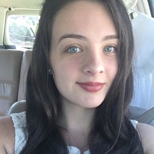 Meet your Posher, Cora