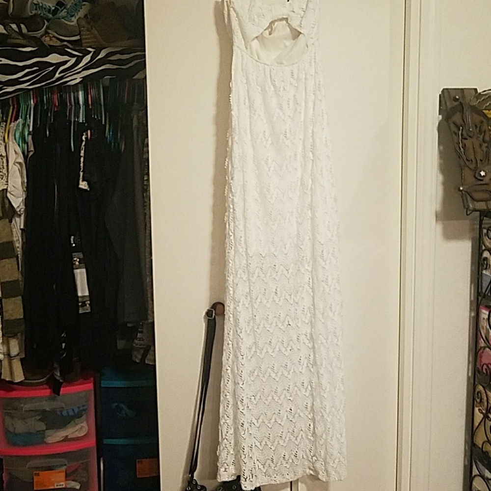 Dress - Picture 2 of 2