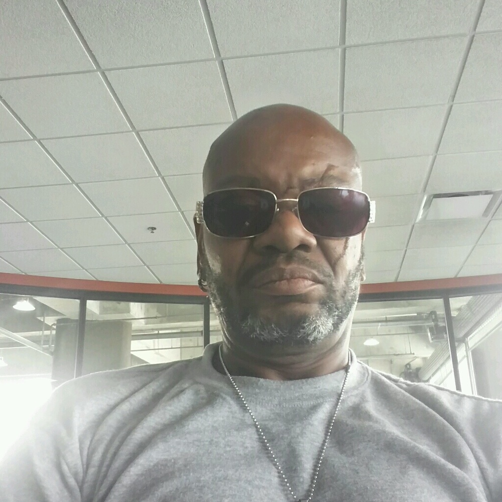 Meet your Posher, Pryvate