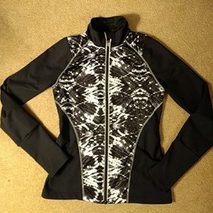 Asics 🏋️ Black Zip Up Jacket SIZE S