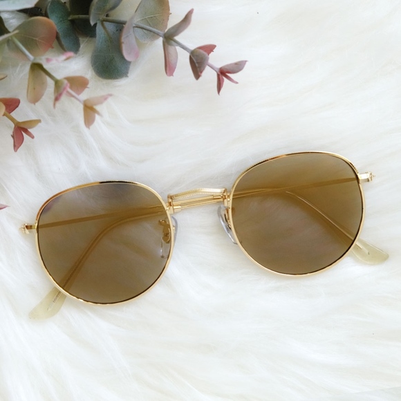 Accessories - *SALE* Gold Classic Flat Lens Sunglasses