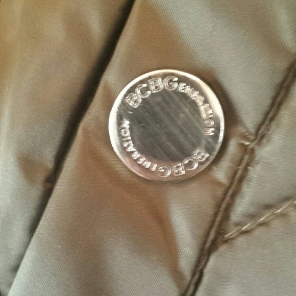 BCBGeneration Olive Quilted Bomber Jacket - Picture 4 of 8