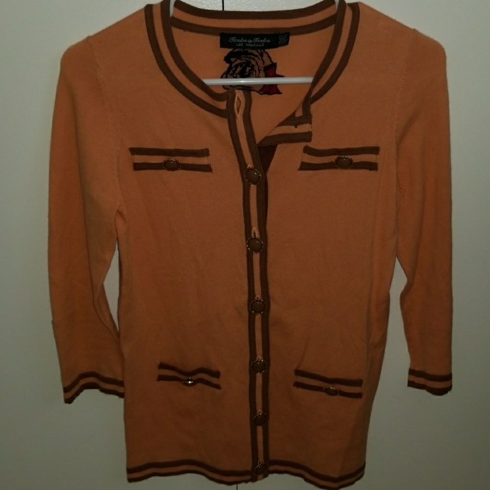 Cute sweater, never used it