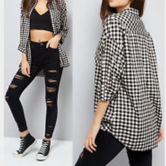 Zara Tops - 🎉HP 🎉Zara Trafaluc  Gingham ButtonDown🎉