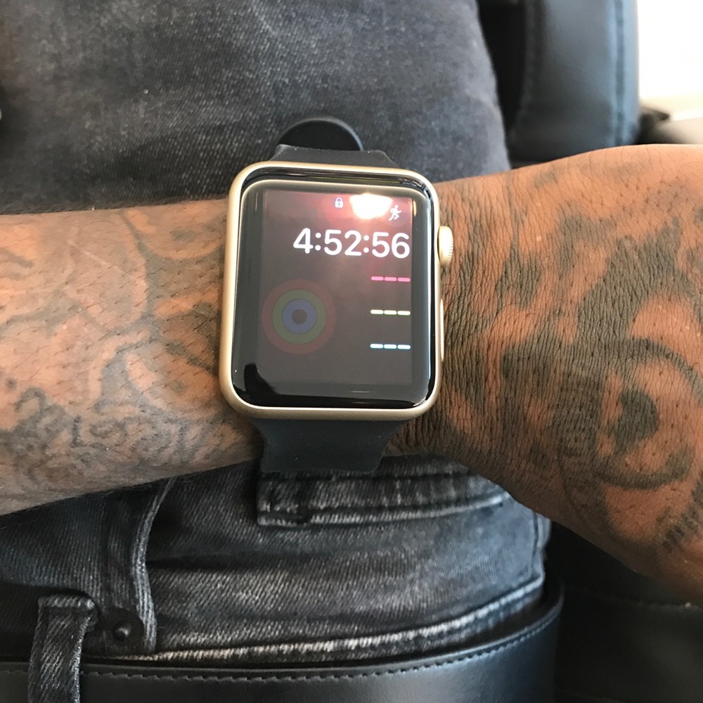 Apple Watch series 1  gold