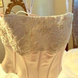 Oleg Cassini wedding gown