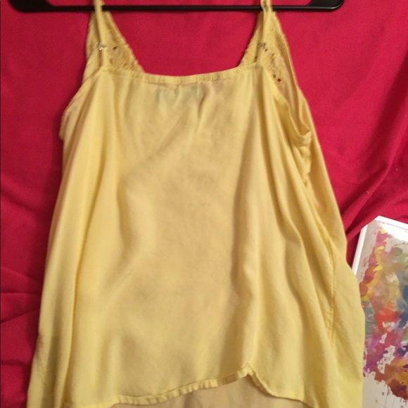 elegant yellow blouse - Picture 4 of 5