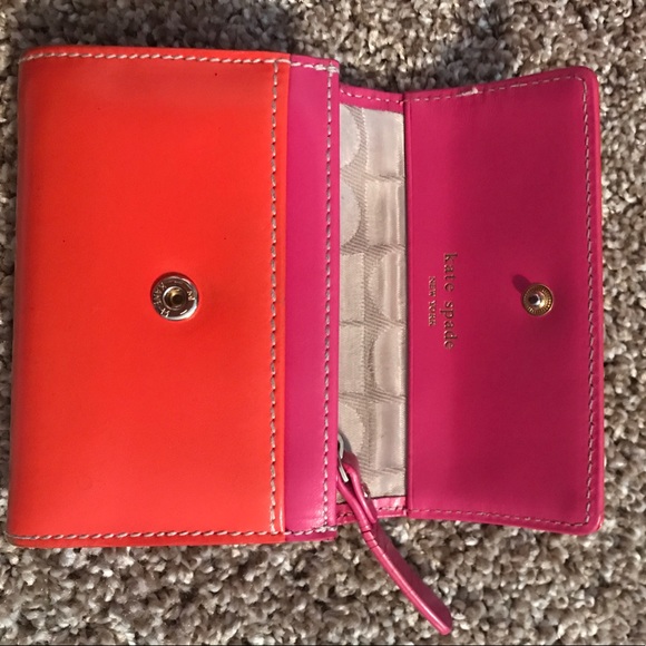 Kate Spade Wallet - Picture 3 of 4