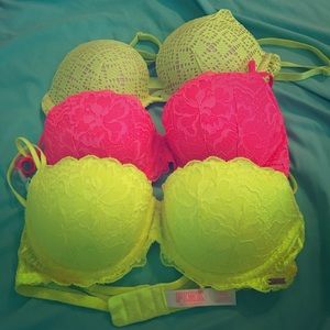 Bundle of PINK/VS 34B bras
