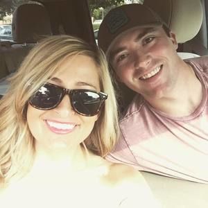 Meet your Posher, Carly