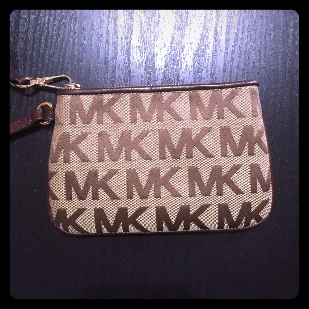 Michael Kors Wristlet