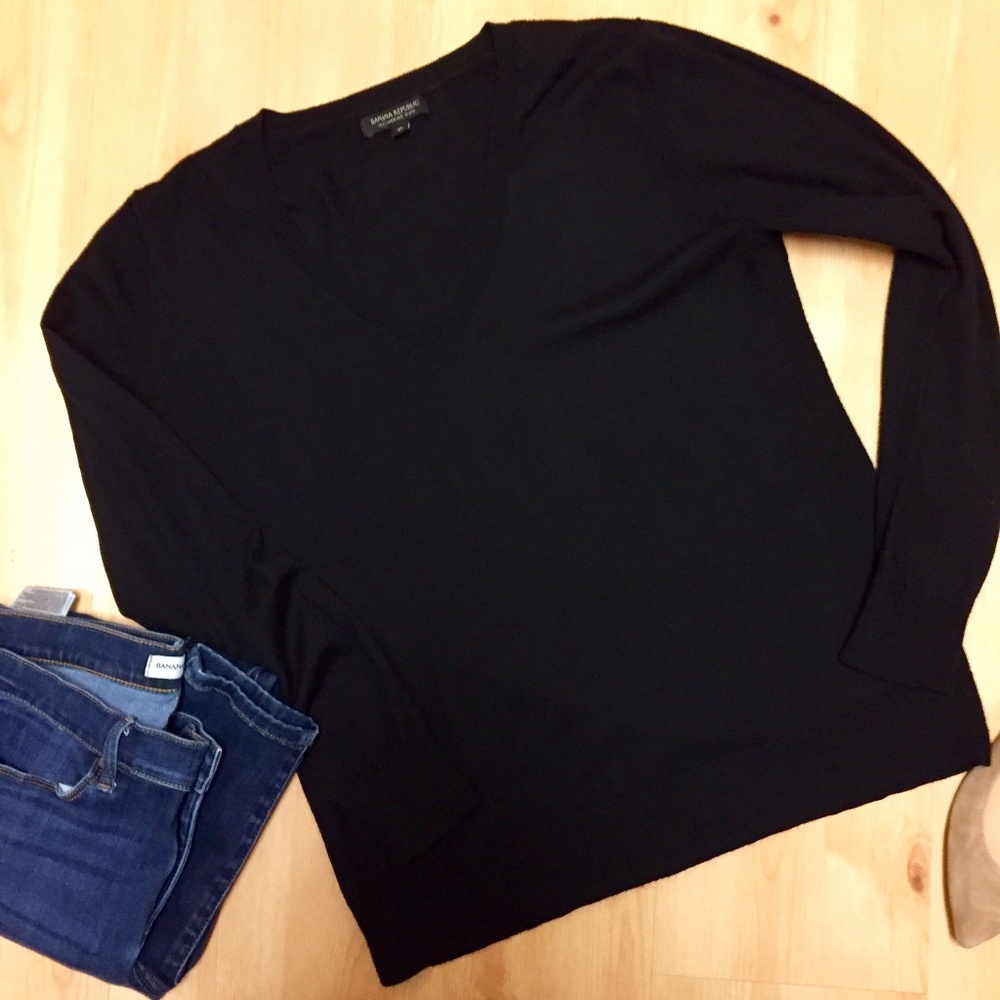 Banana Republic Black Wool Sweater