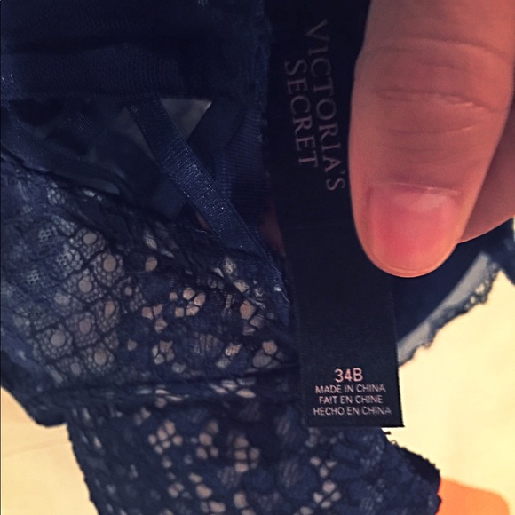 Navy lace corset set⚡️flash sale⚡️ - Picture 3 of 4