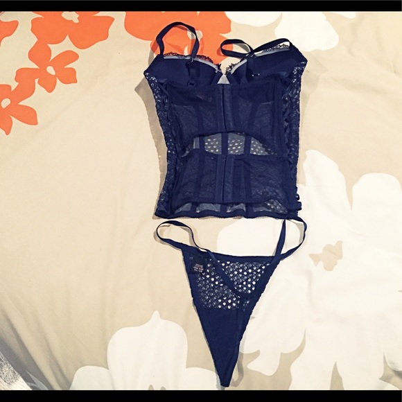 Navy lace corset set⚡️flash sale⚡️ - Picture 4 of 4