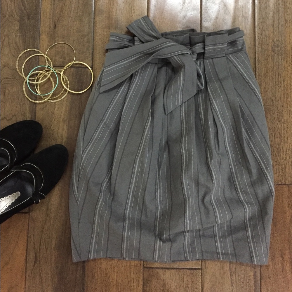 Stripe Paperbag Tie Waist Skirt