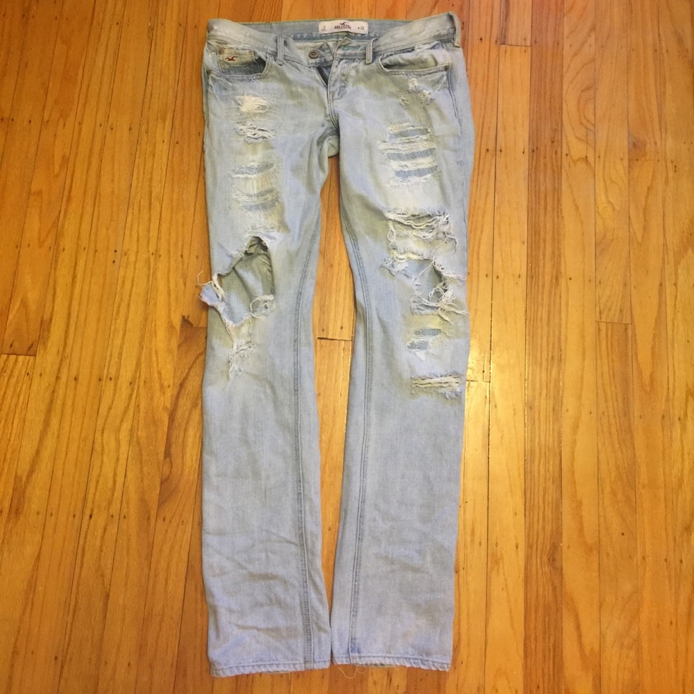 Hollister low-rise ripped boyfriend jeans