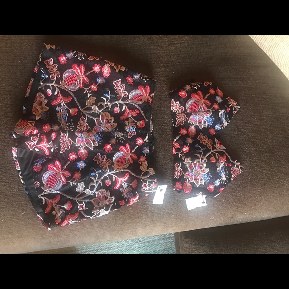 AKIRA 2 piece halter top and high waist shorts