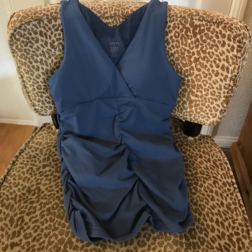 Zobha performance top