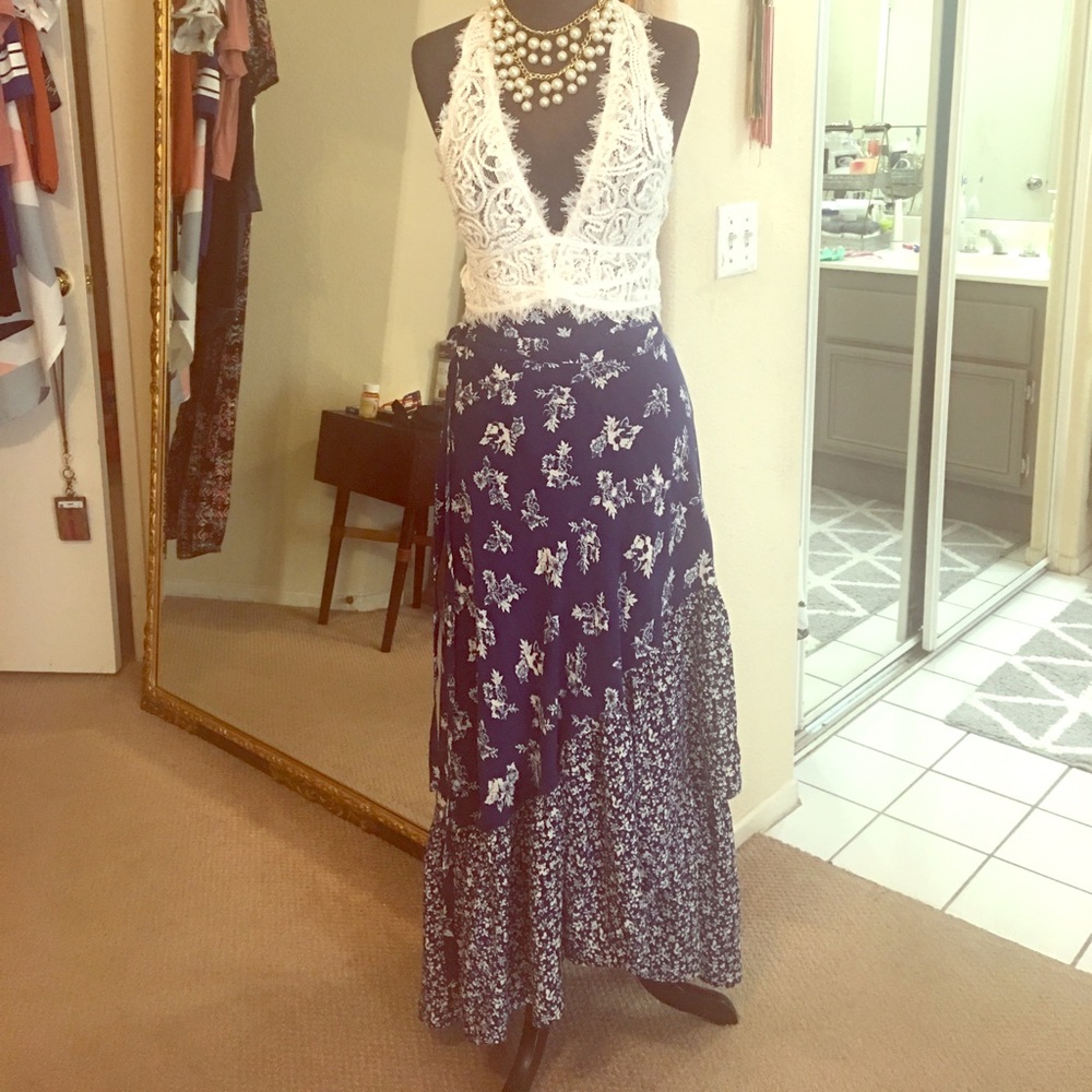 Long blue/white skirt