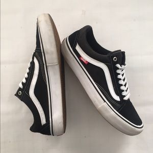 Vans Men's Canvas Old Skool Black & White Shoes