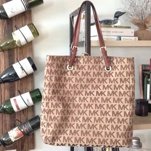 Michael Kors Tote