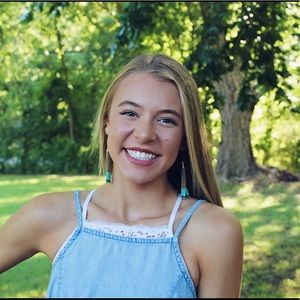 Meet your Posher, Peyton