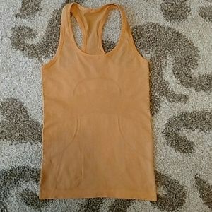 Lululemon Run Swiftly tank