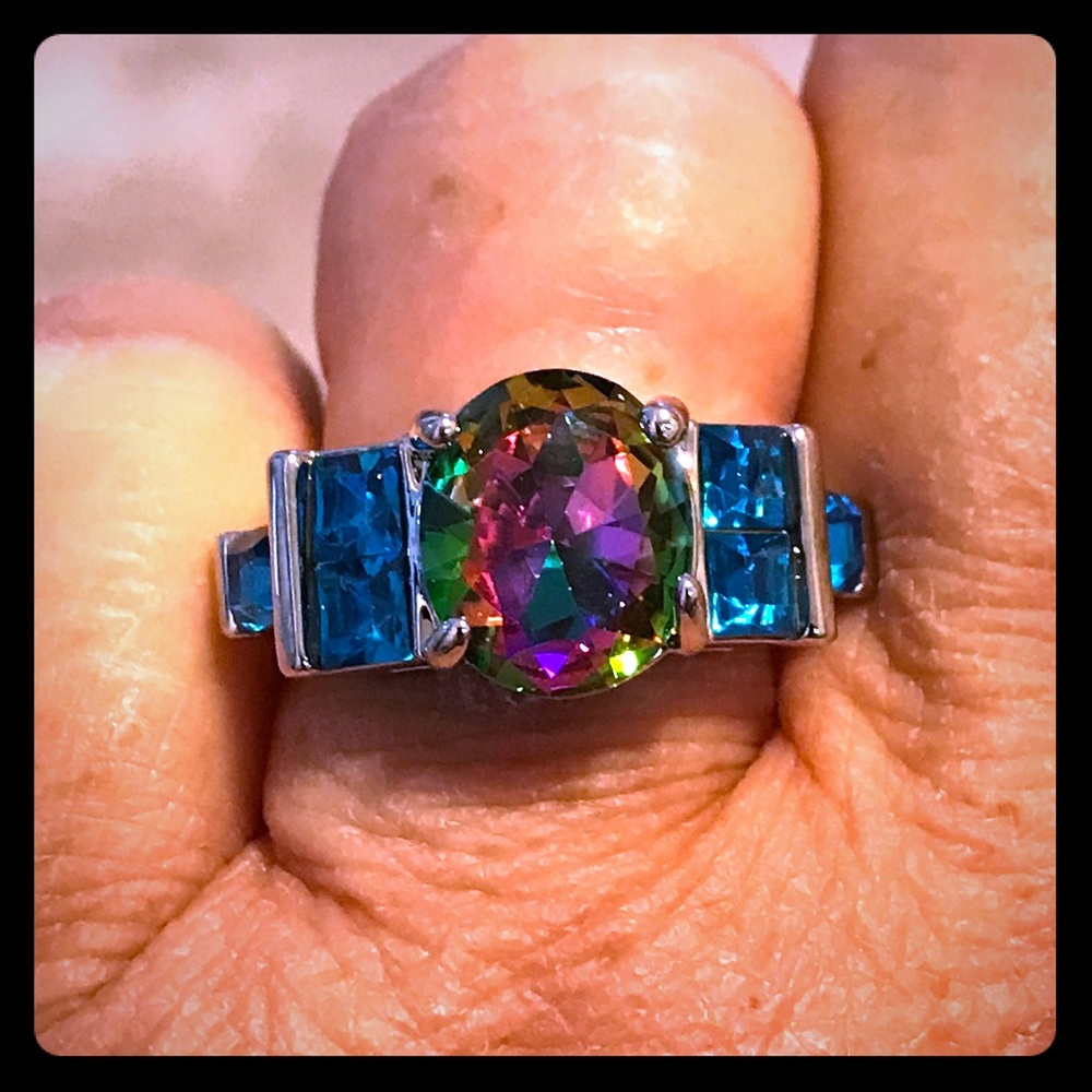 ❤️ Brand New Silver Mystic Ring