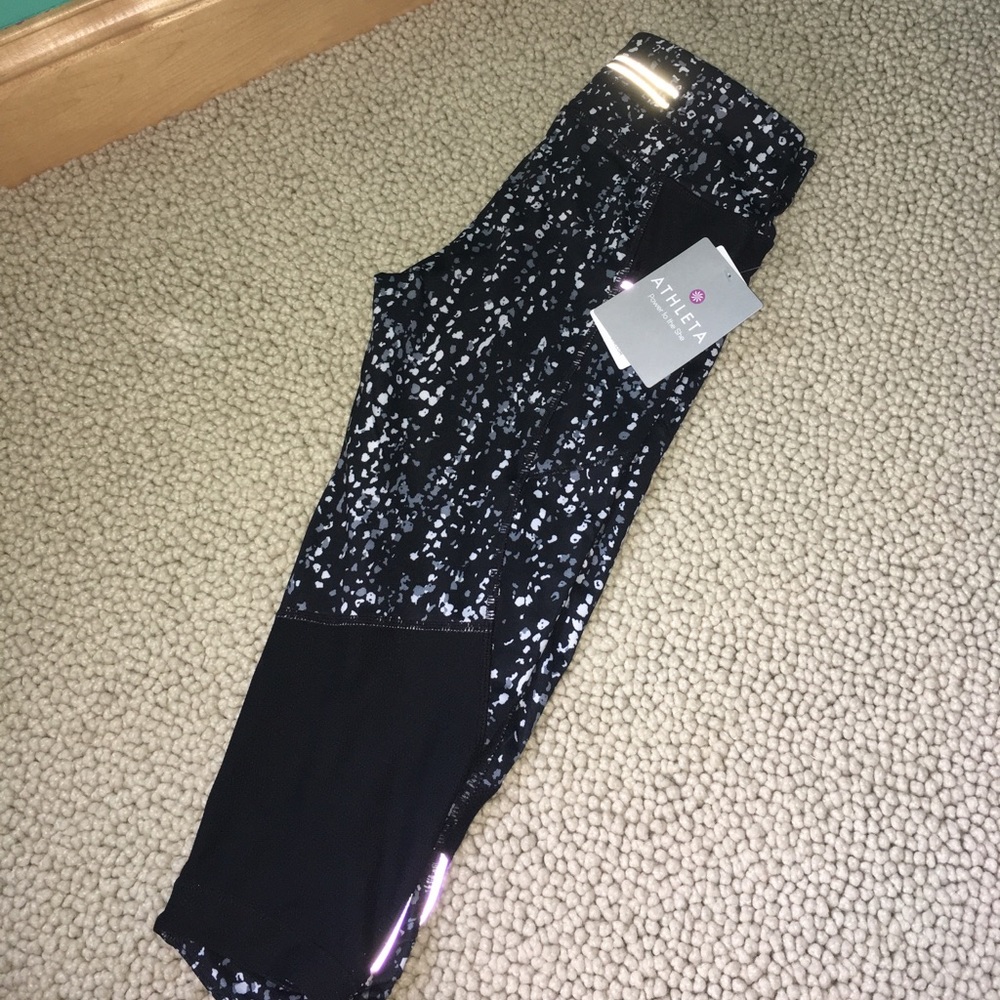 Athleta Crop Leggings
