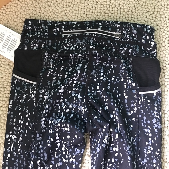 Athleta Crop Leggings - Picture 5 of 7