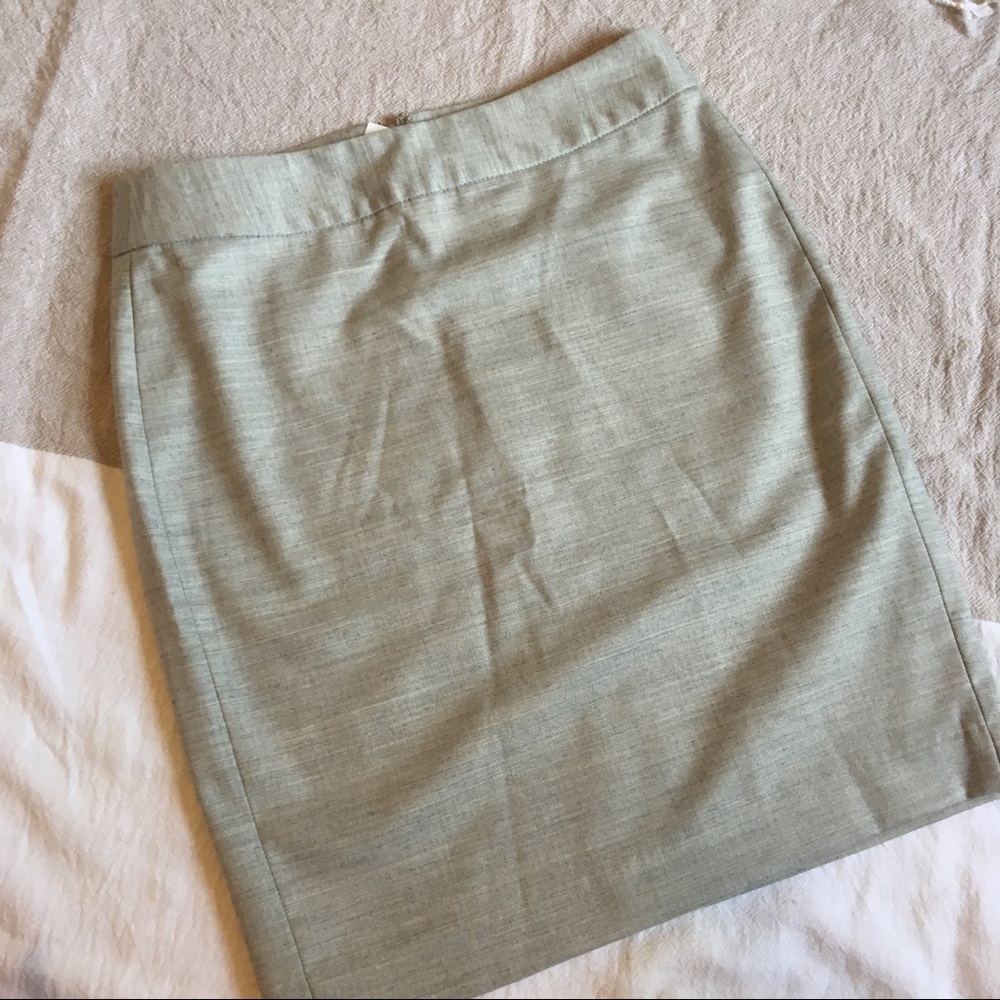 Banana Republic Factory heather grey lined skirt