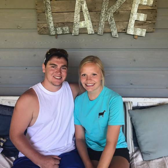 Meet your Posher, Jenna - Picture 1 of 1