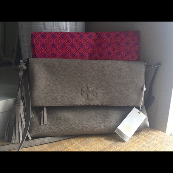 Tory Burch Handbags - NWT Tory Burch Thea Crossbody