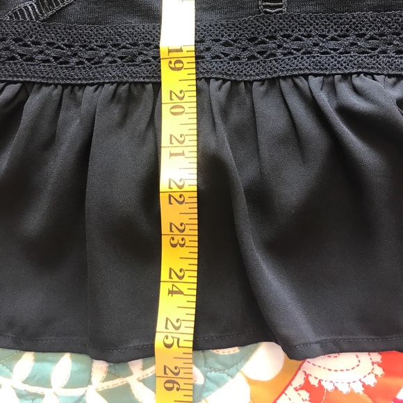 💥Sale WHBM Boho Peplum with Bell Sleeves - Picture 8 of 8