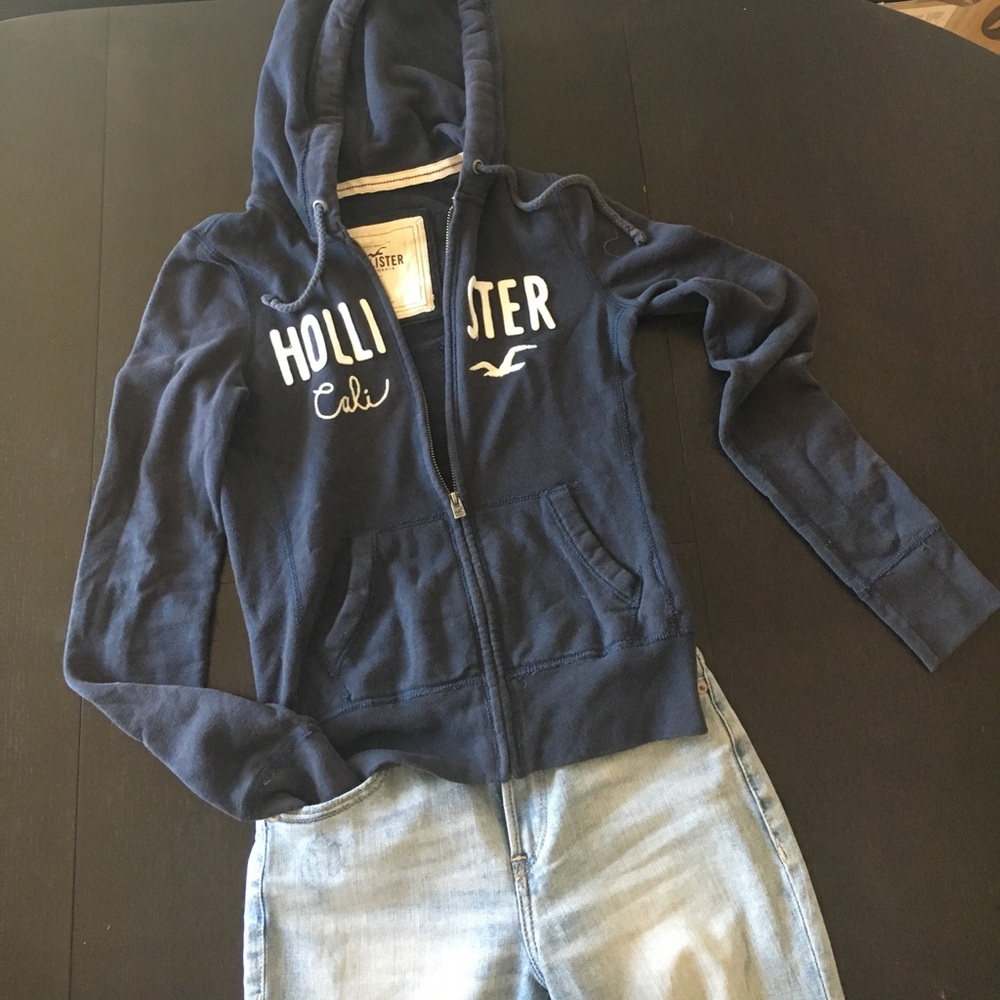 Hollister Hoodie Jacket- Navy Blue 😊🤙🏼✨