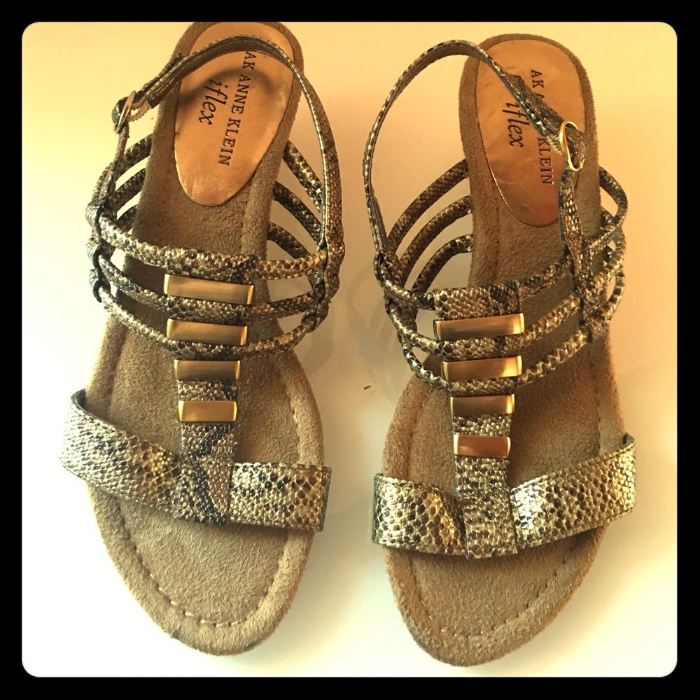Great Brown & Beige Snakeskin Sling Back Sandals