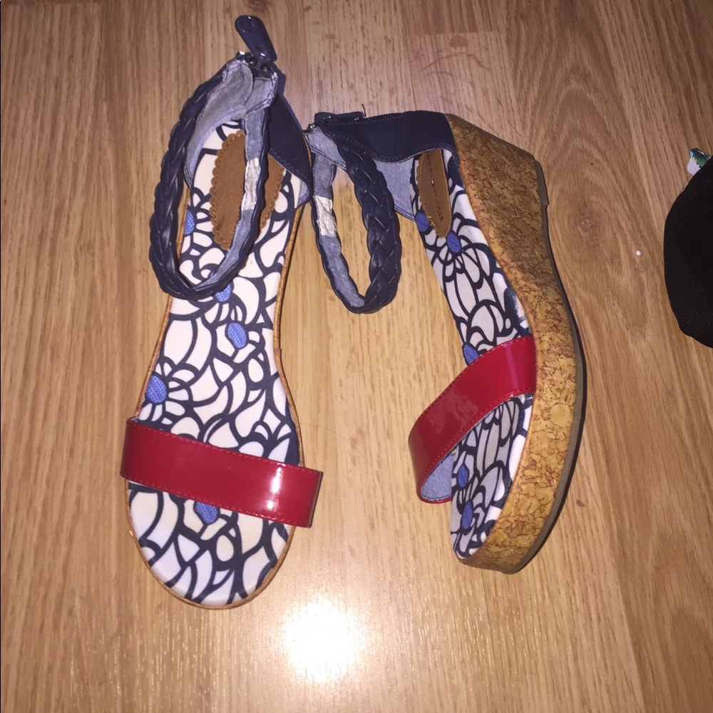 TOMMY HILFIGER red white and blue wedges sandals