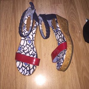 TOMMY HILFIGER red white and blue wedges sandals