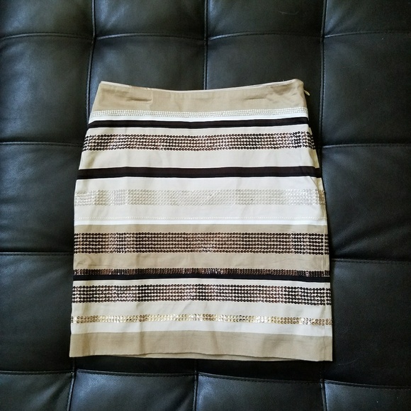 White House Black Market Dresses & Skirts - White House Black Market Pencil Skirt NWT!