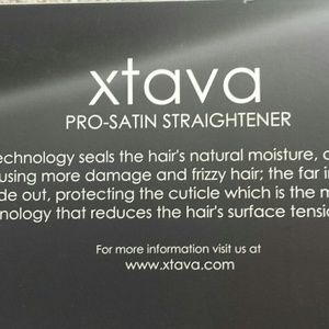 Professional grade infrared hair straightener