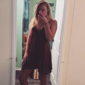 Meet your Posher, Alexis