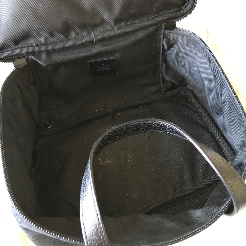 💯 authentic Gucci toiletry bag - Picture 4 of 6