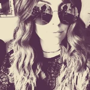 Meet your Posher, Rachael