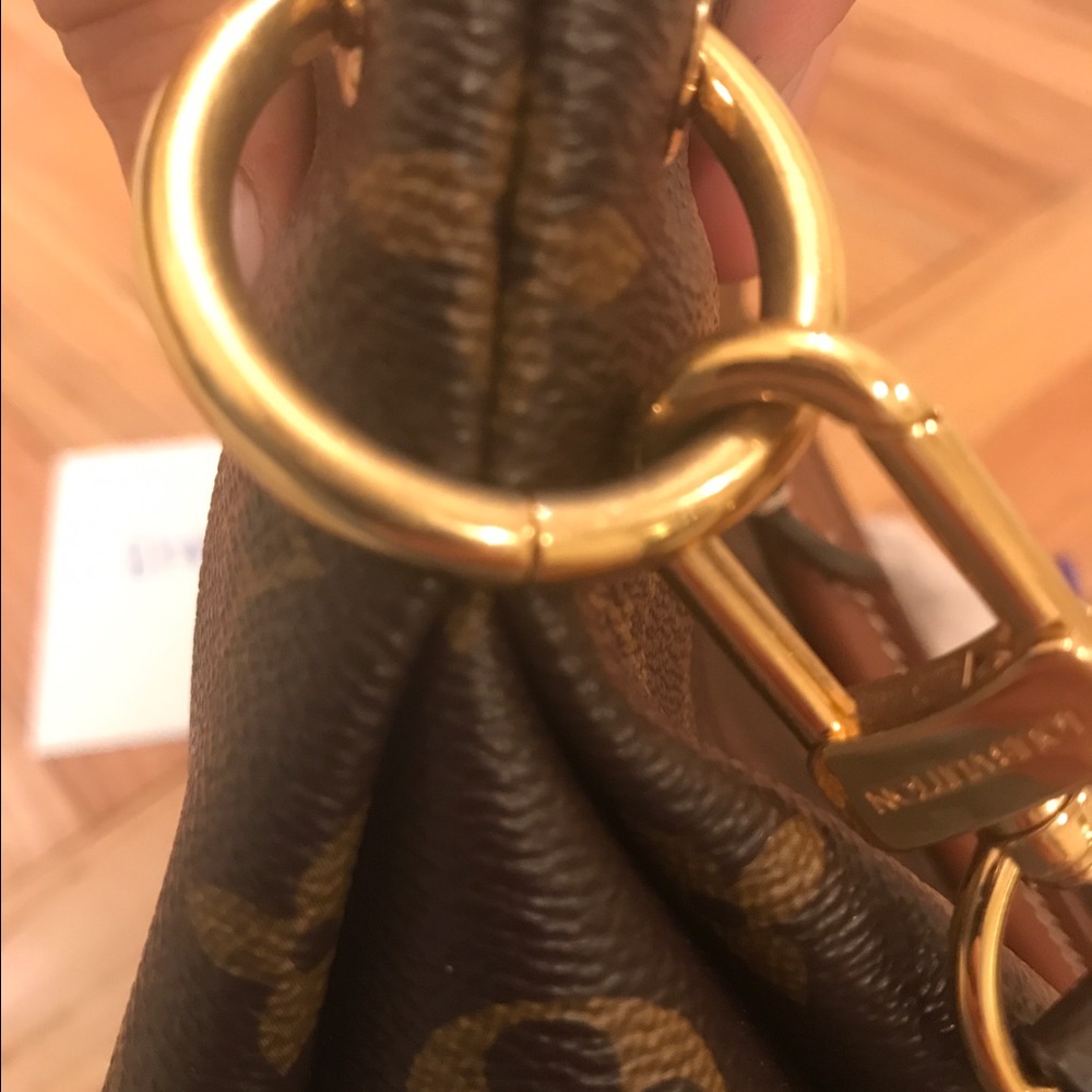 Louis Vuitton Pallas Noir - Picture 4 of 8