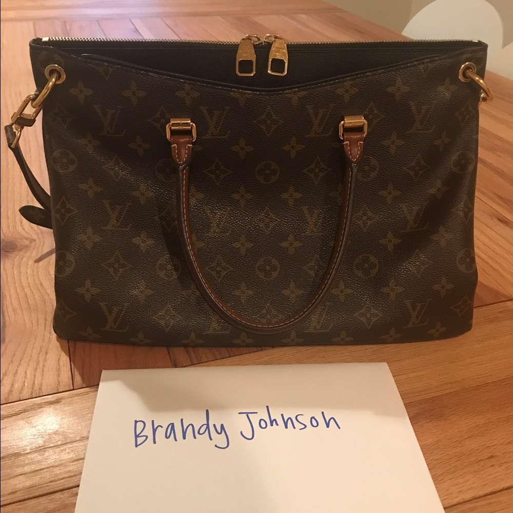 Louis Vuitton Pallas Noir - Picture 8 of 8